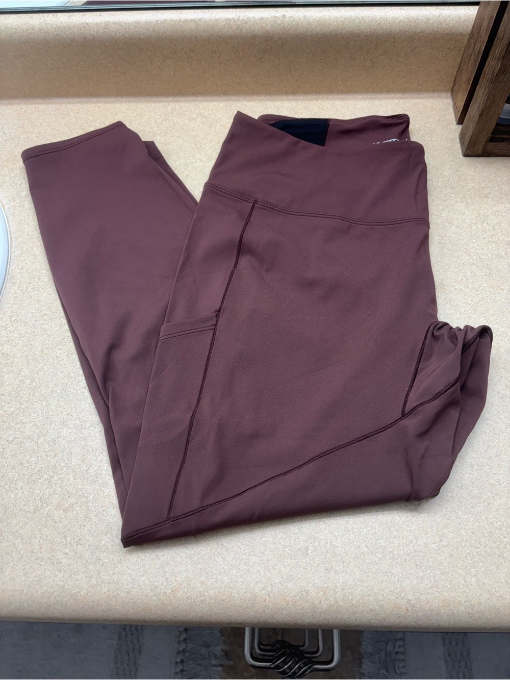 Arc'teryx Women's High-Rise Leggings in Deep Wine